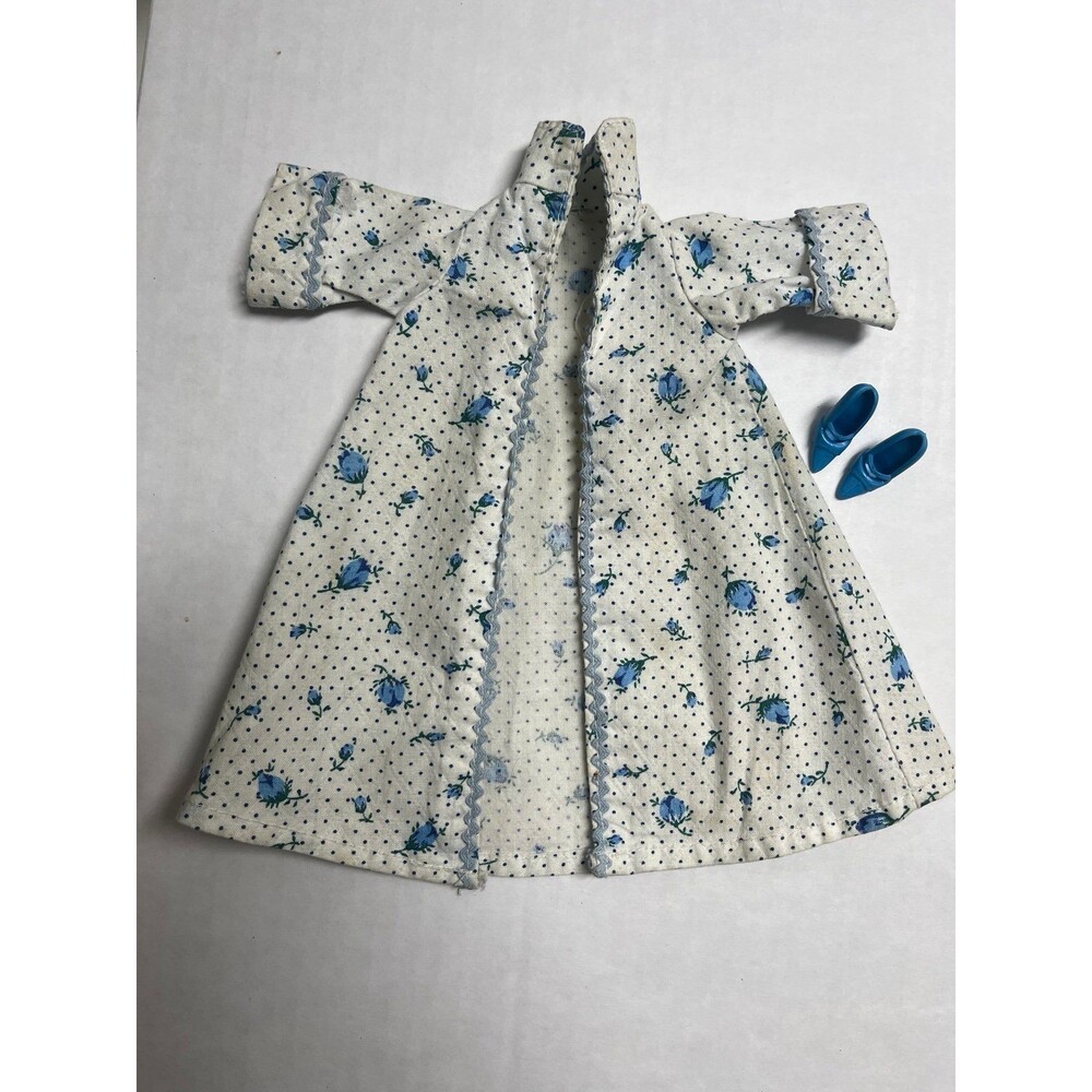 Vintage Handmade Barbie Robe Nightgown Dress & Shoes